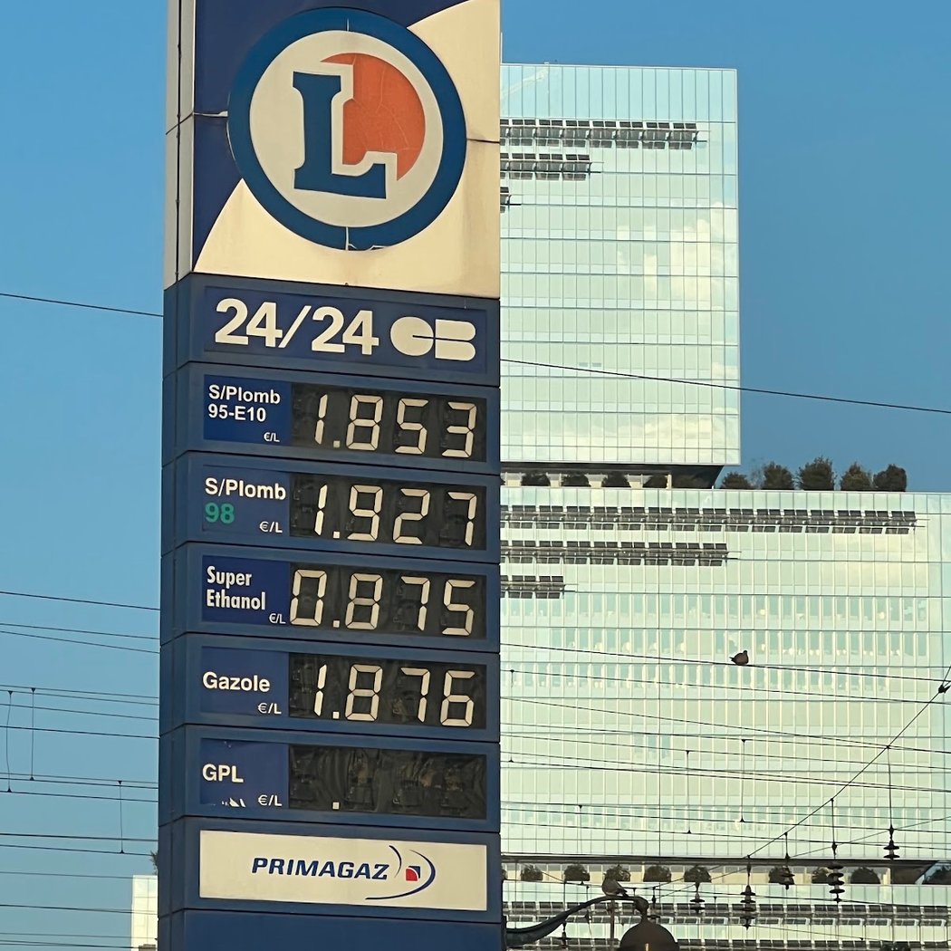 E.Leclerc Gas Station 1