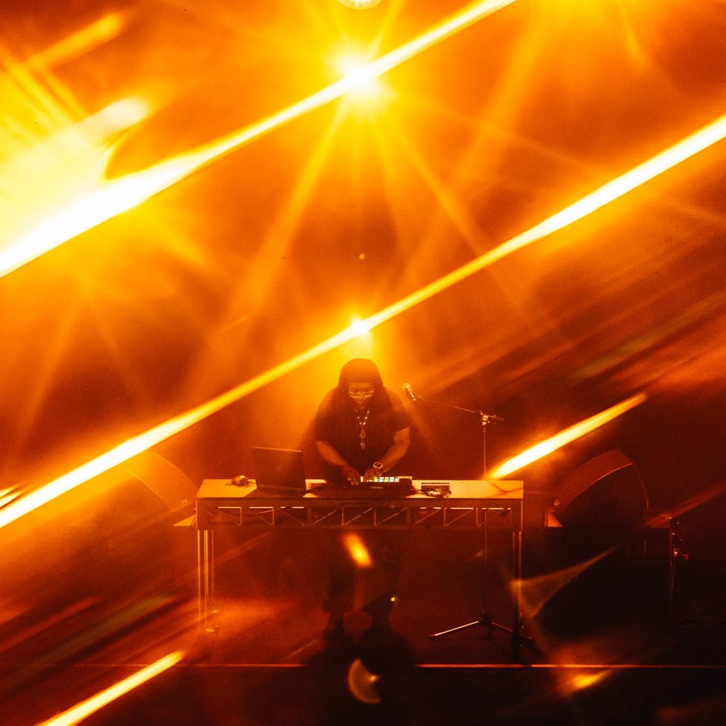Jlin: Akoma 1