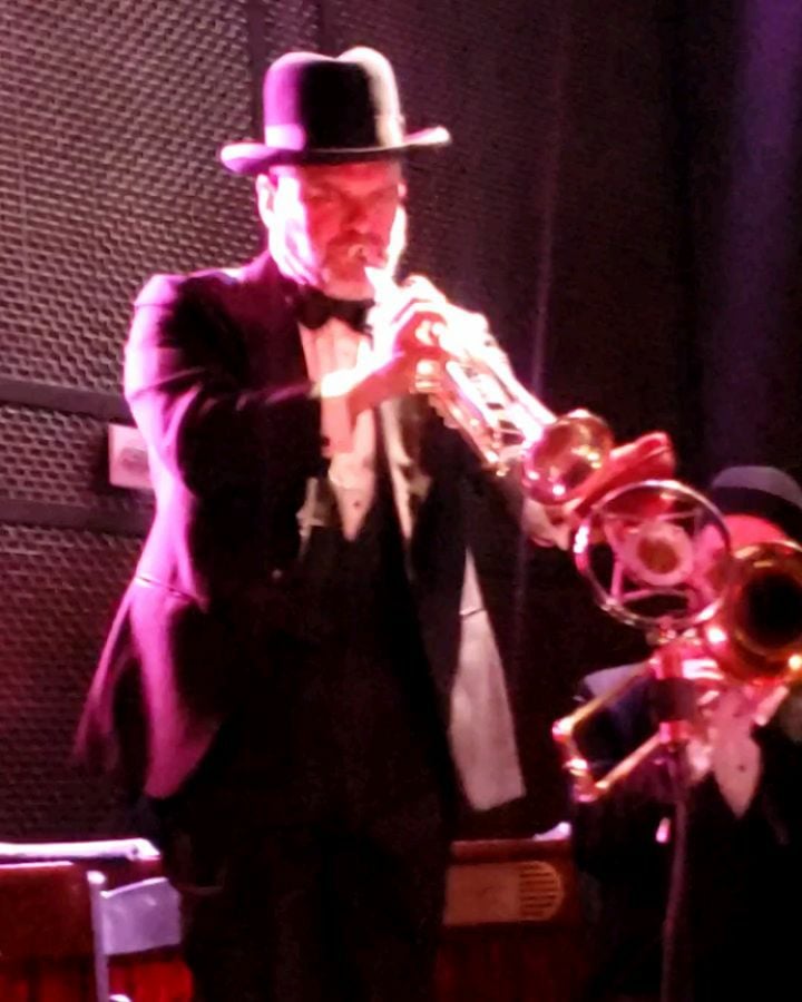 Squirrel Nut Zippers 3