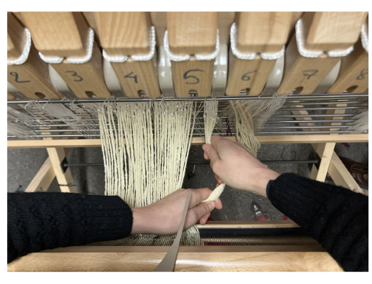 Atelier Découverte du tissage avec l'Atelier Fugues 1