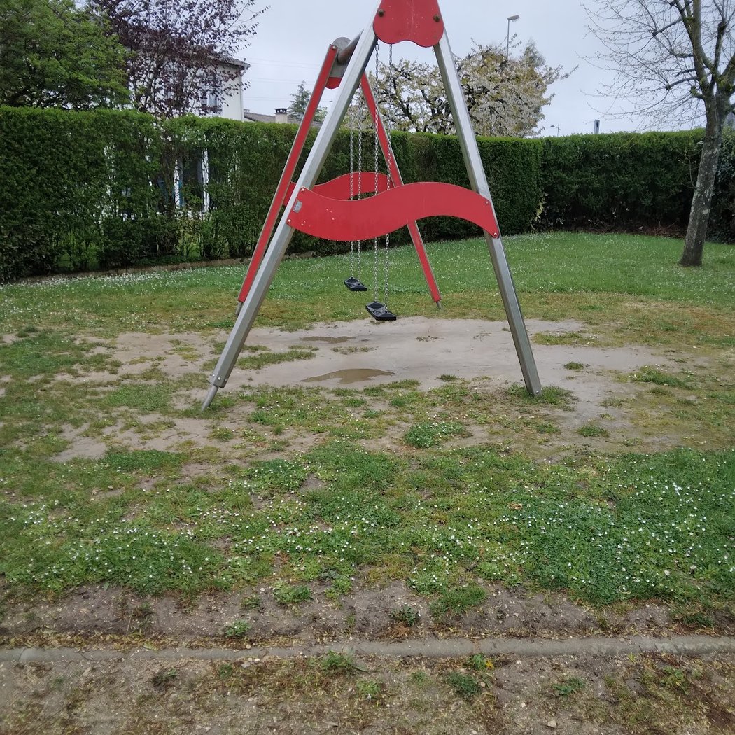 Aire de Jeux Square du Bel Air 2