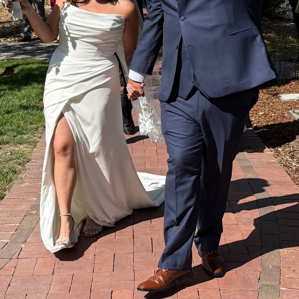 AJ Cleaners & Alterations 1