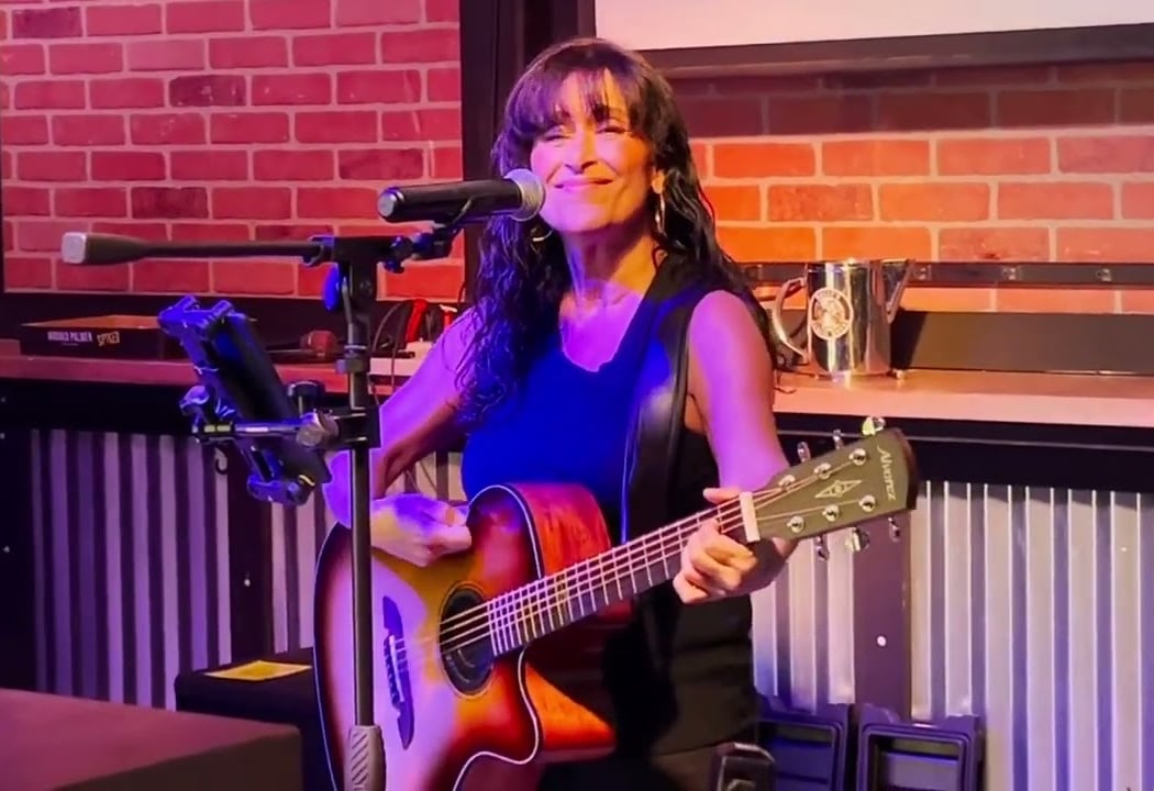 Gigi Onofrio Live 1