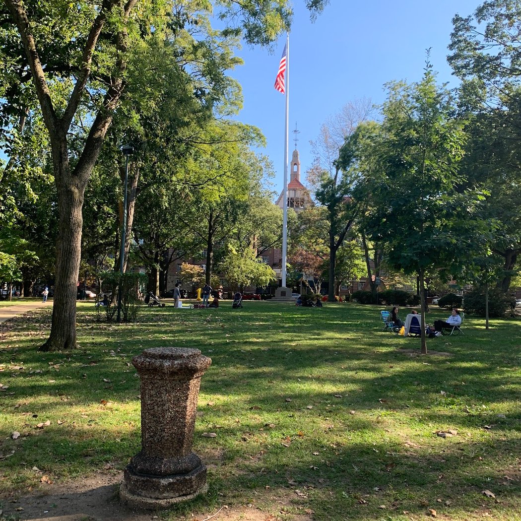 Kleiner Gardens Park 3