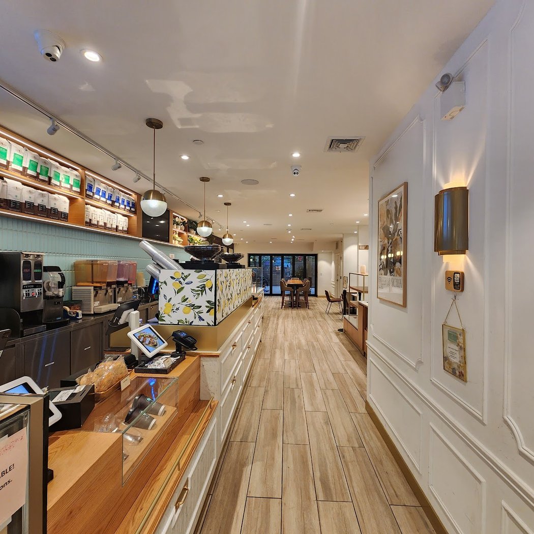Angelina Bakery Nomad 2
