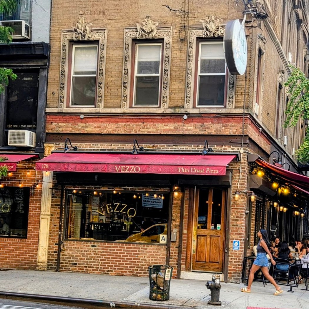 Vezzo NYC Thin Crust Pizza 2