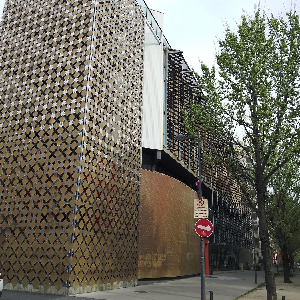 Jean Monnet University 2