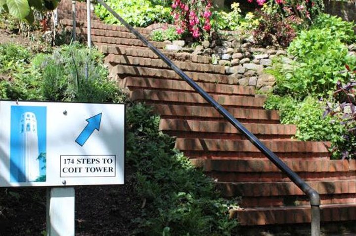 San Francisco Urban Hike: Coit Tower, Lombard Street and North Beach 2