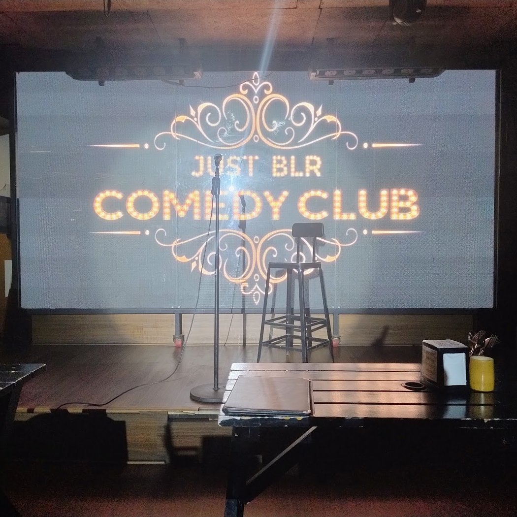 Quadrant Life Crisis- Stand Up Solo by Navin Kumar 2