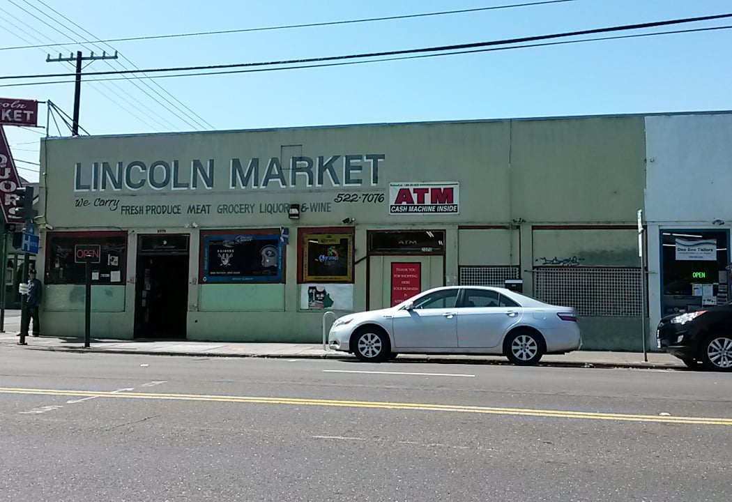 Lincoln Market 2