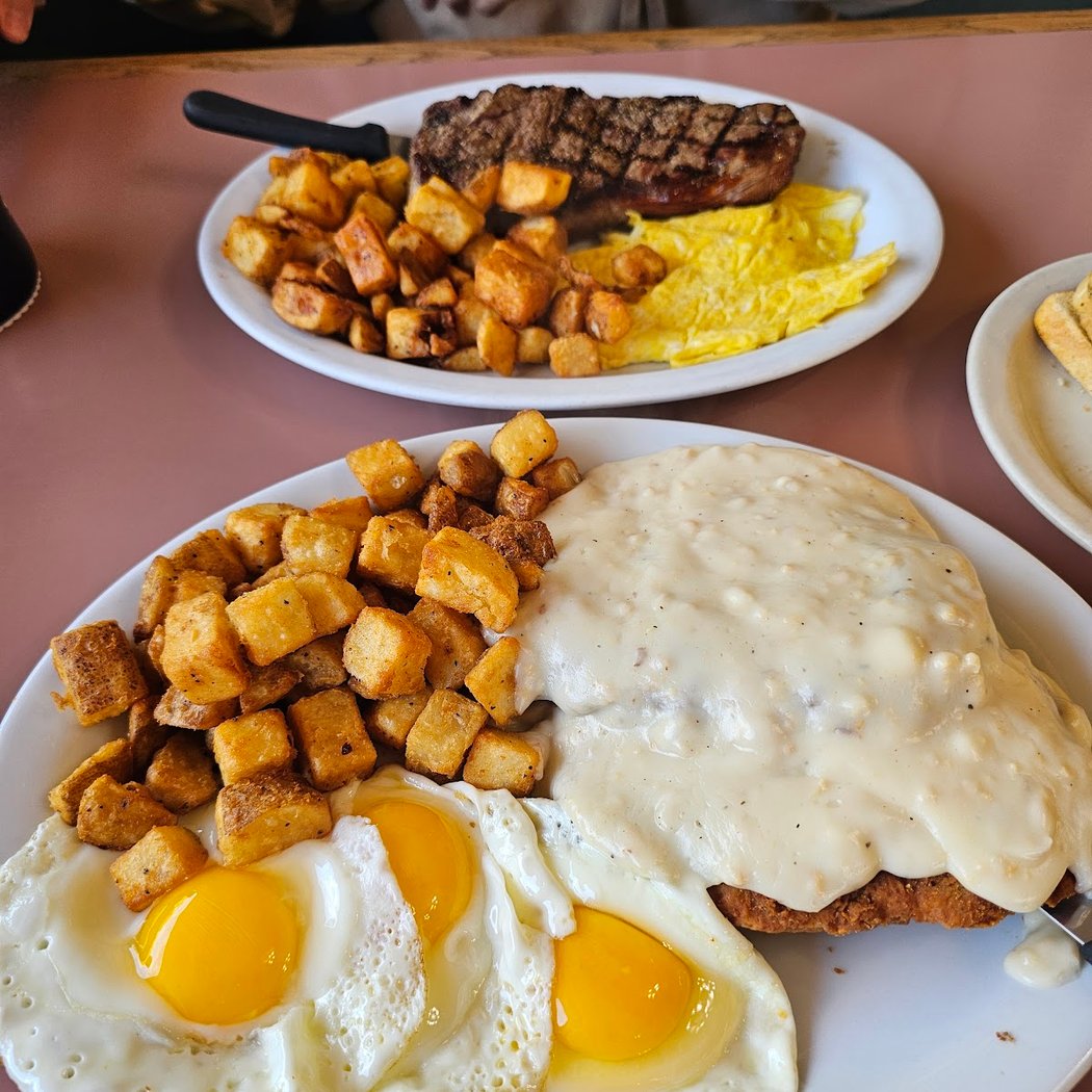 Wren's Café 1