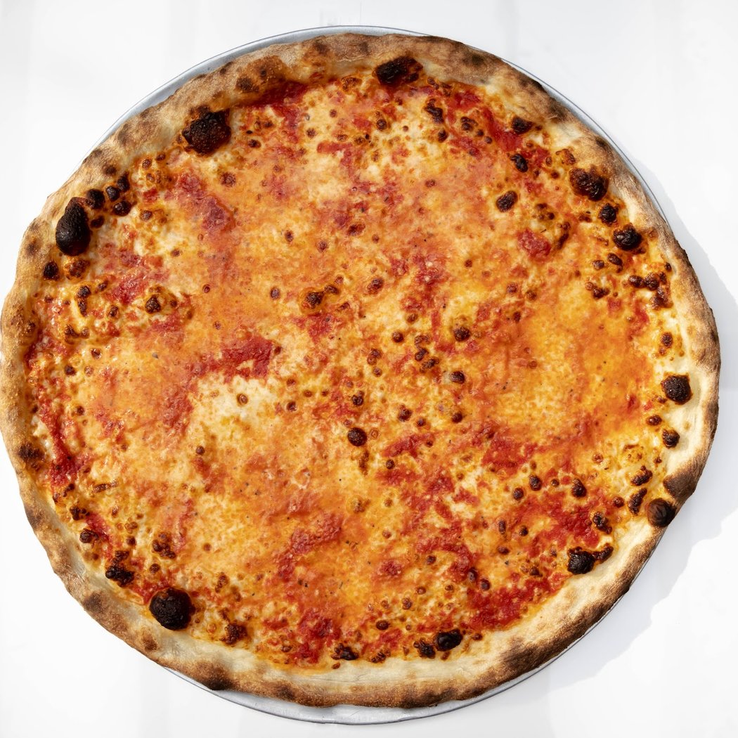 Andrew Bellucci's Pizzeria 4