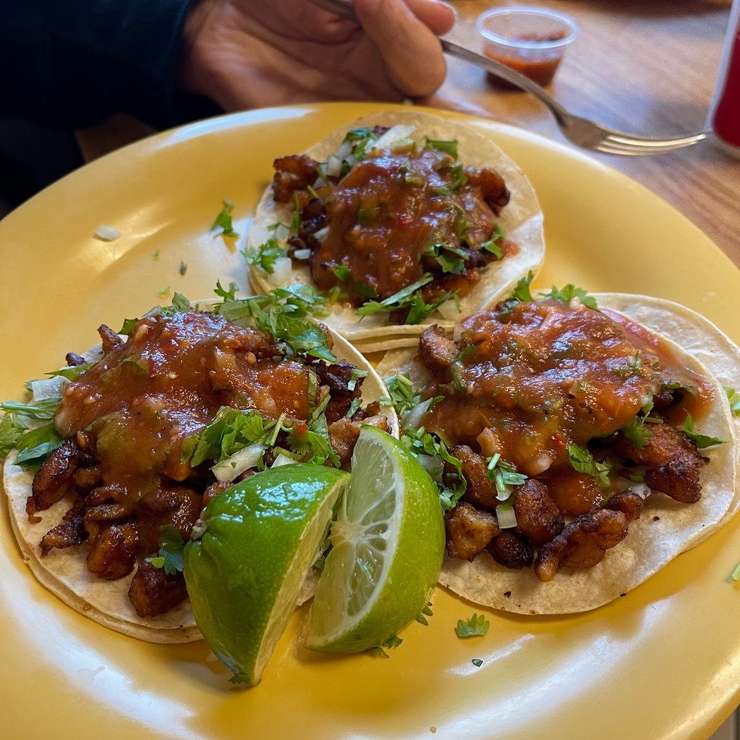 Mercado & Taqueria De Amigos 3