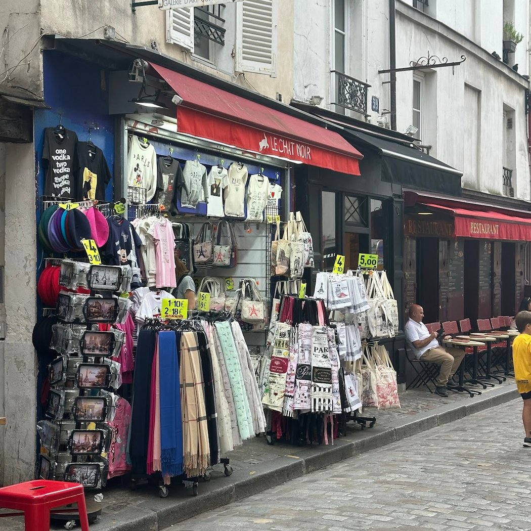 Le Chat Noir 4