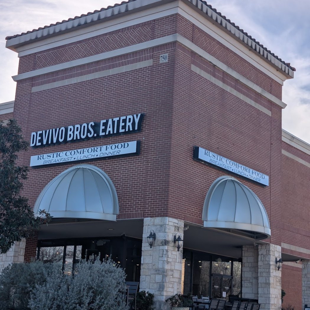 DeVivo's Eatery-Italian kitchen, Pizzeria & Bakery 3