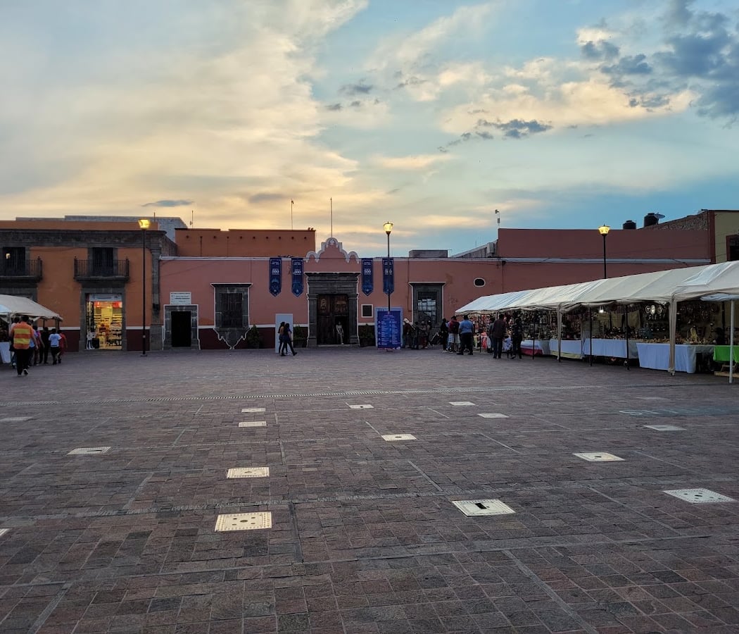 Plaza Miguel Hidalgo 1
