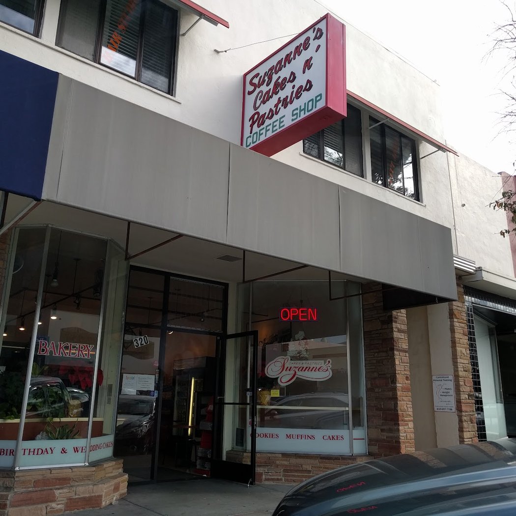 Suzanne's Cake & Pastry 2