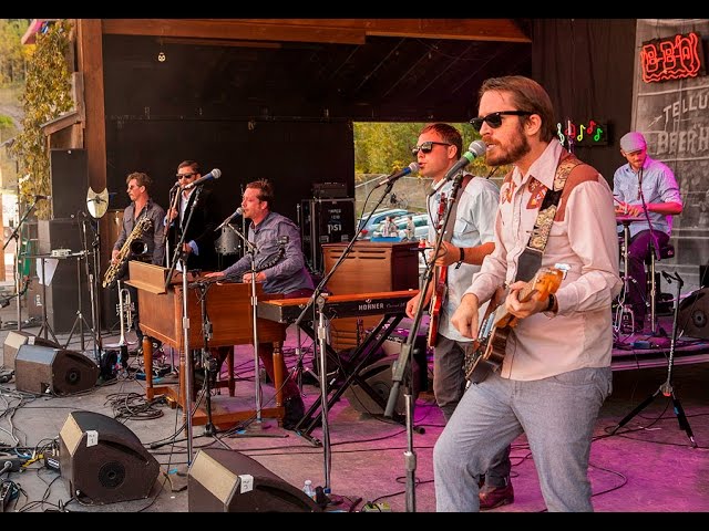 Monophonics with The Bombillas 3