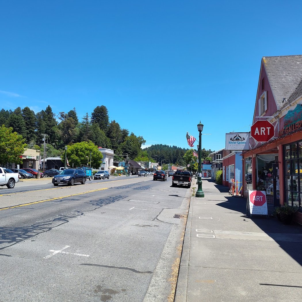 Russian River Art Gallery 3