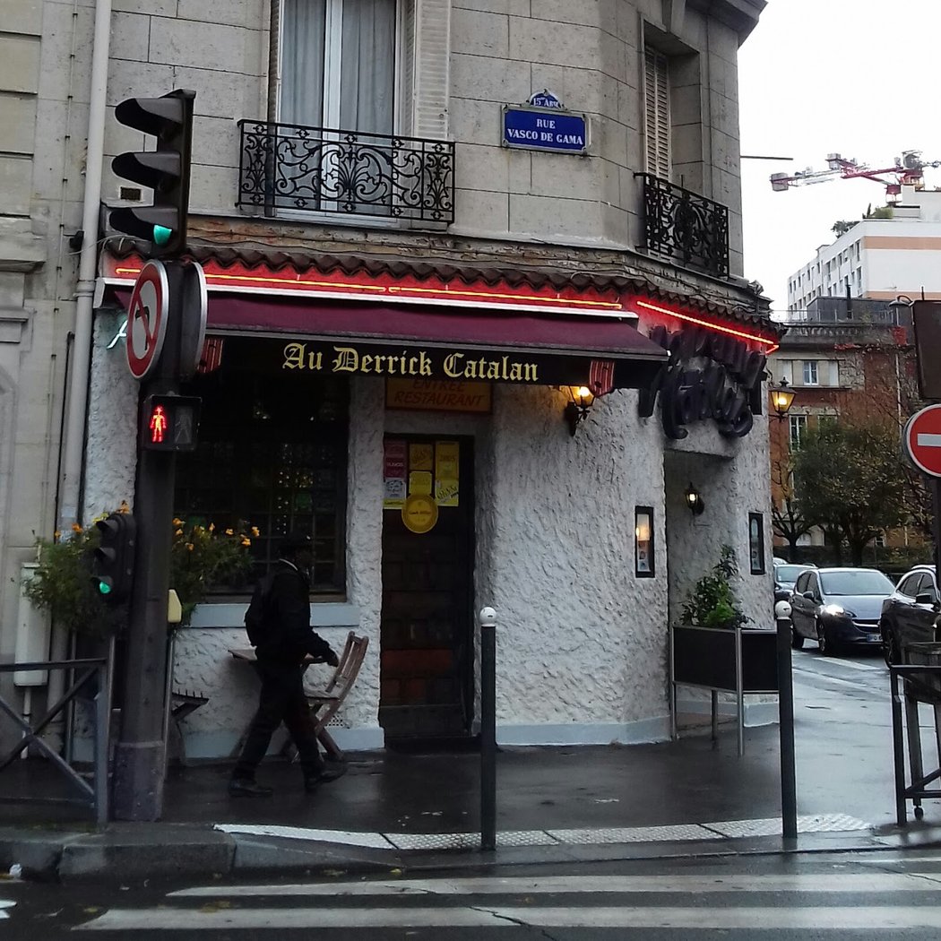 Au Derrick Catalan 2