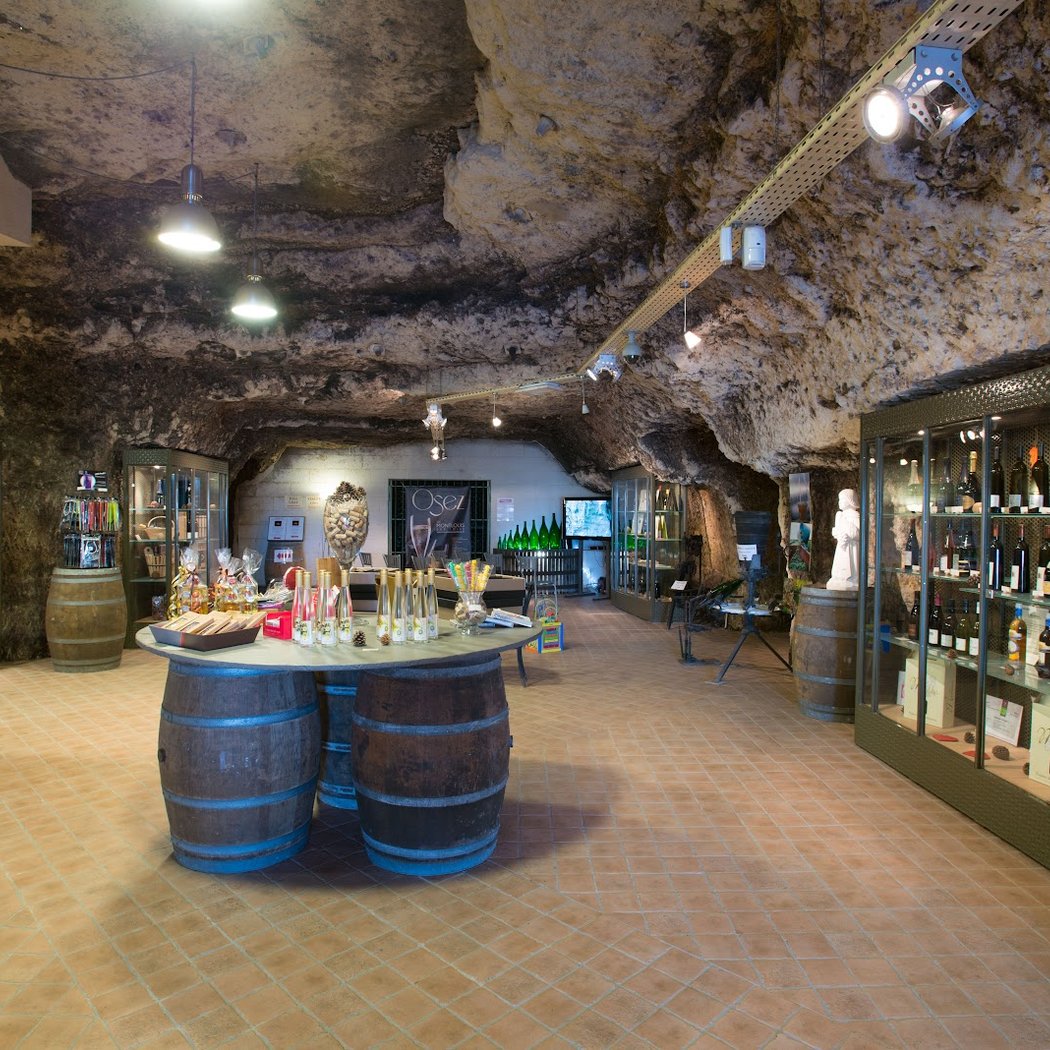 Cave des Producteurs de Montlouis-Sur-Loire 1