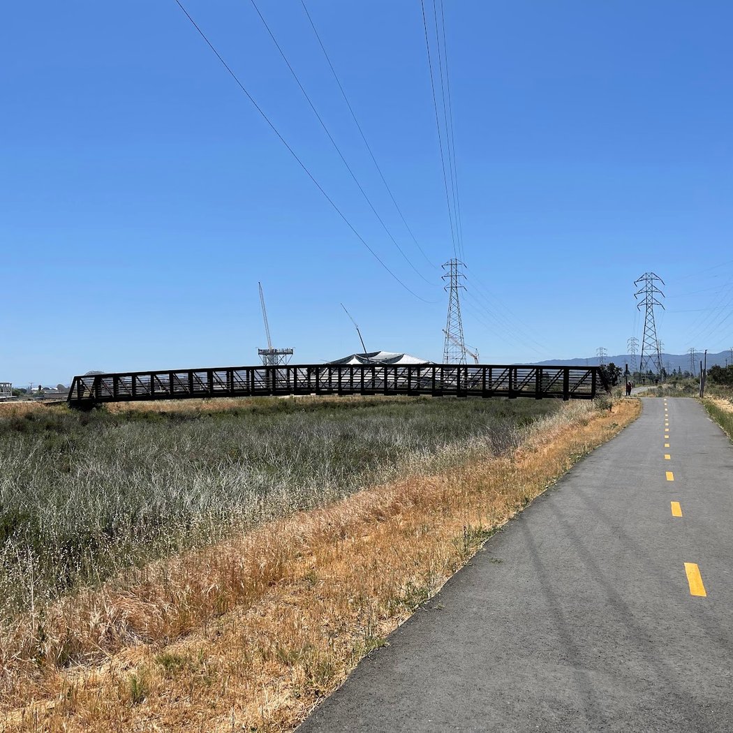 Mountain View Bay Trailhead 2