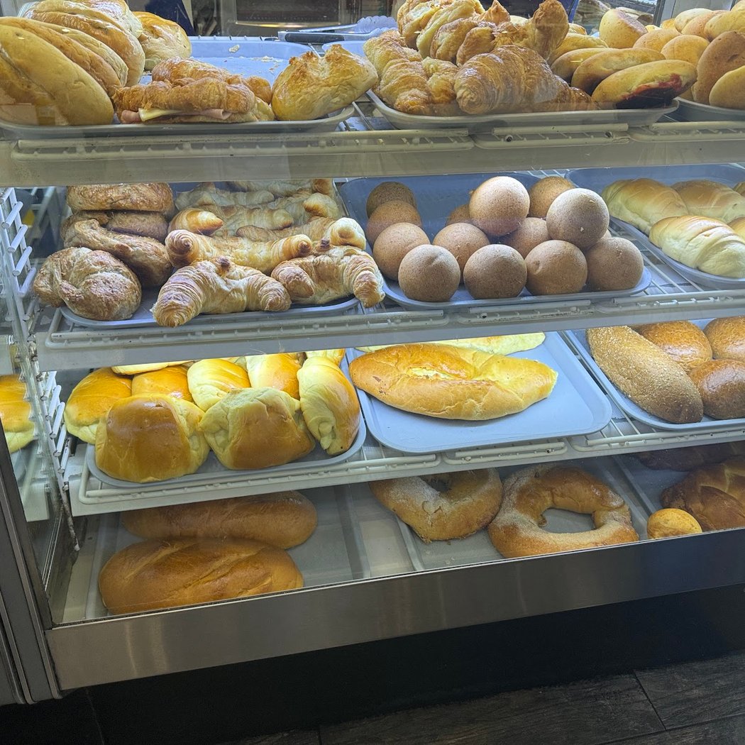 Rico Pan Bakery 5