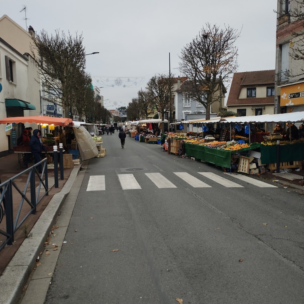 Marché Forain du Boulevard de Verdun 2