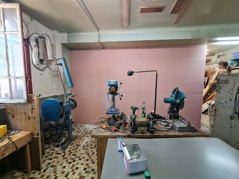 Shakirail 2