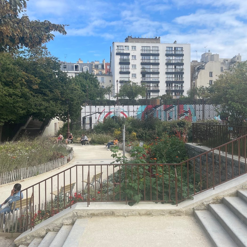 Square Léon Serpollet 4