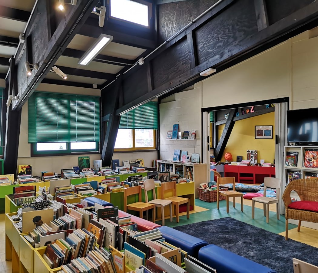 Library Paul Eluard 3