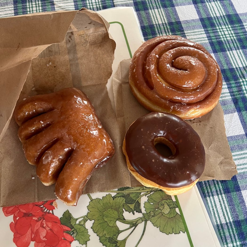 Daily Donuts & Sandwich Bagels 1