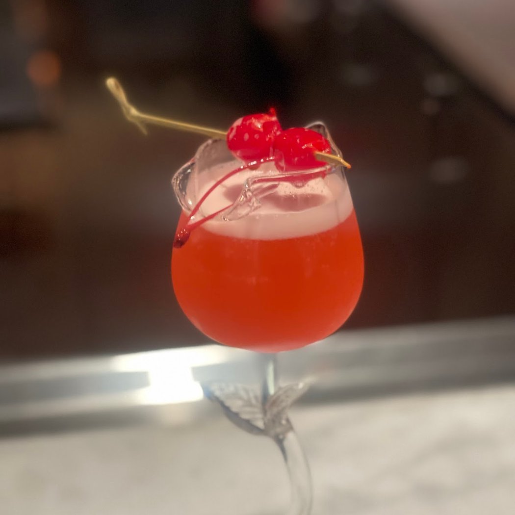Black Hound Bar & Lounge 3