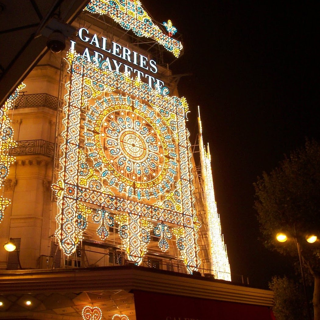 Discover Parisian style on Grands Boulevards 2