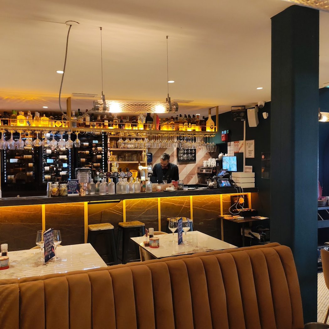 Chez BB: Bistroquet Biarritz 3