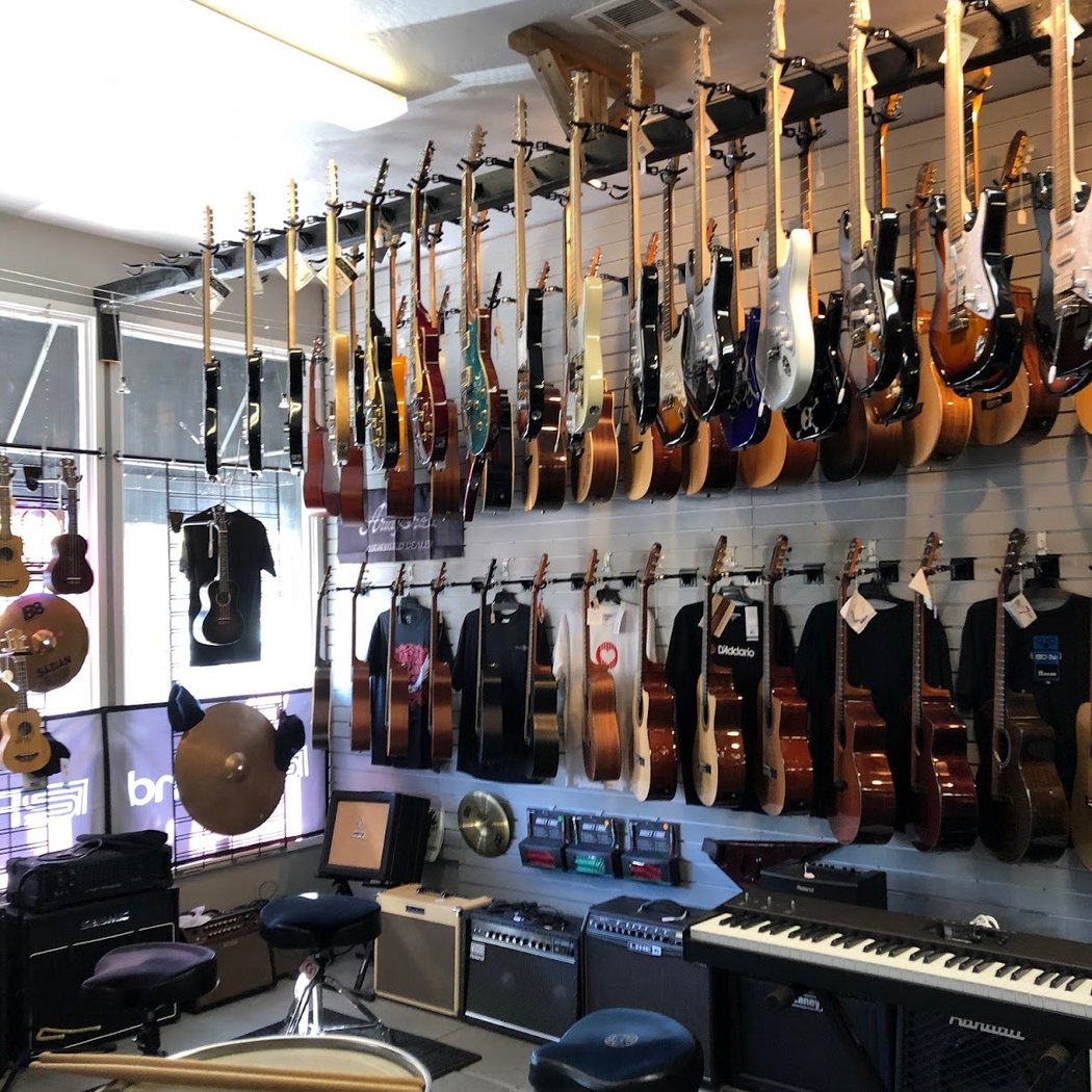 Star Guitars Music Store 2