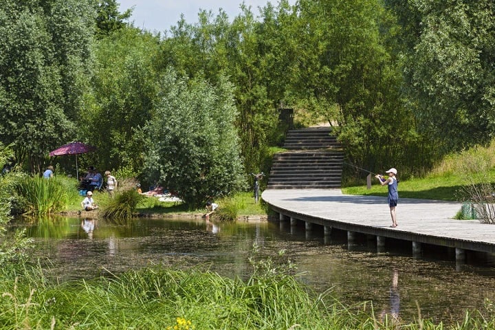 Parc du Chemin de l'İle 1