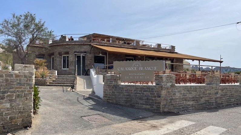 La Calanque Blanche Restaurant 5