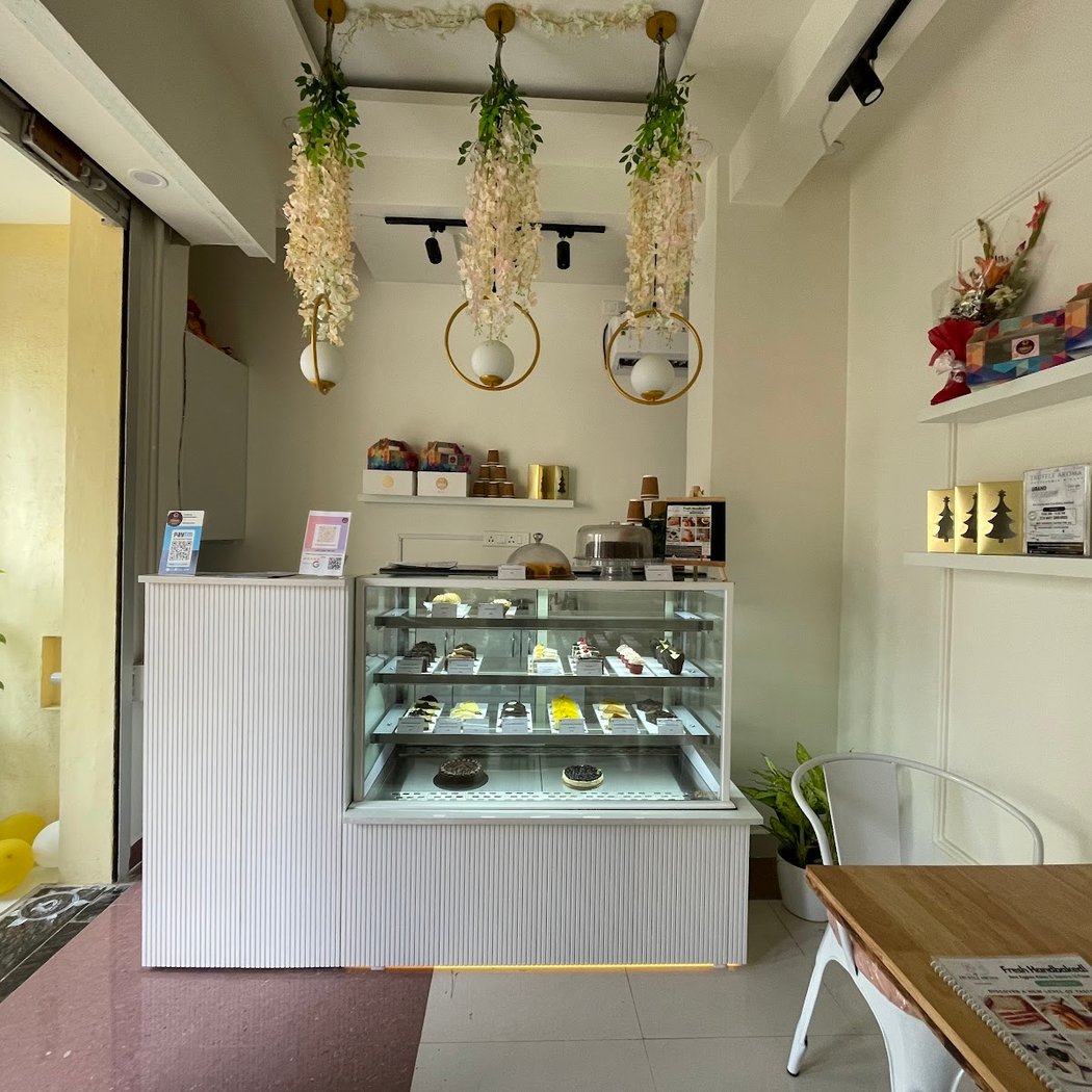 La Truffle Aroma - Patisserie & Cafe (unit of S.S Bakers - by Suprita) 2