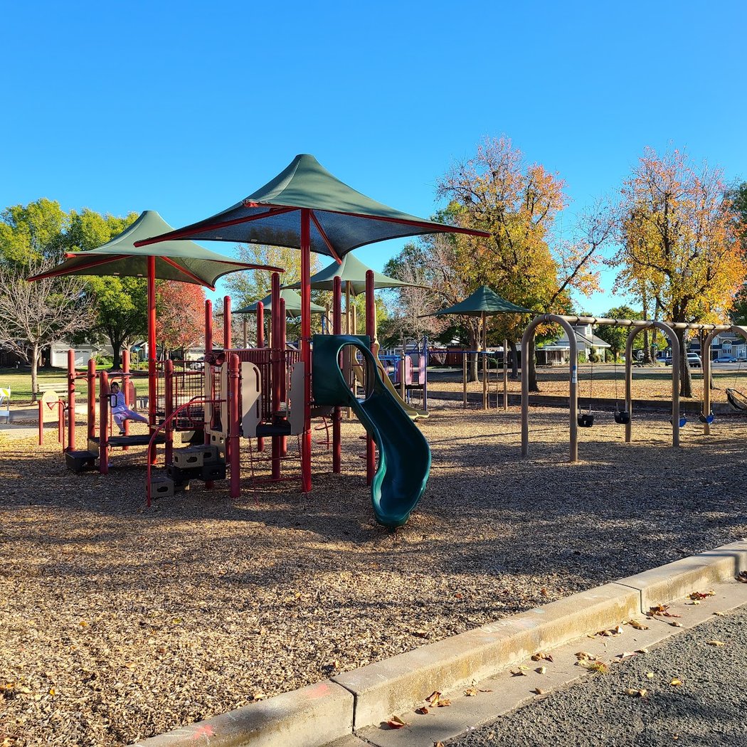 Maitland R Henry Neighborhood Park 1