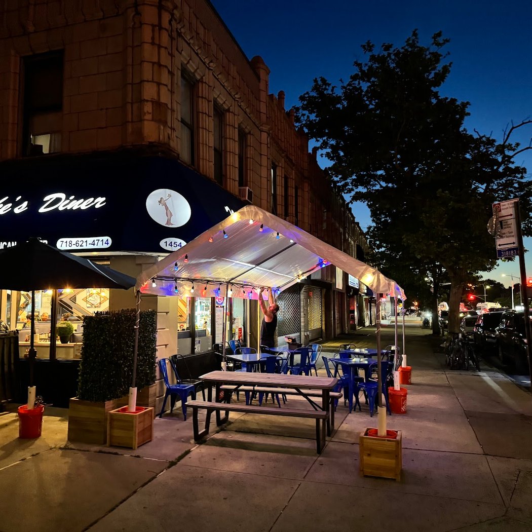 Mike's Diner of Brooklyn 3
