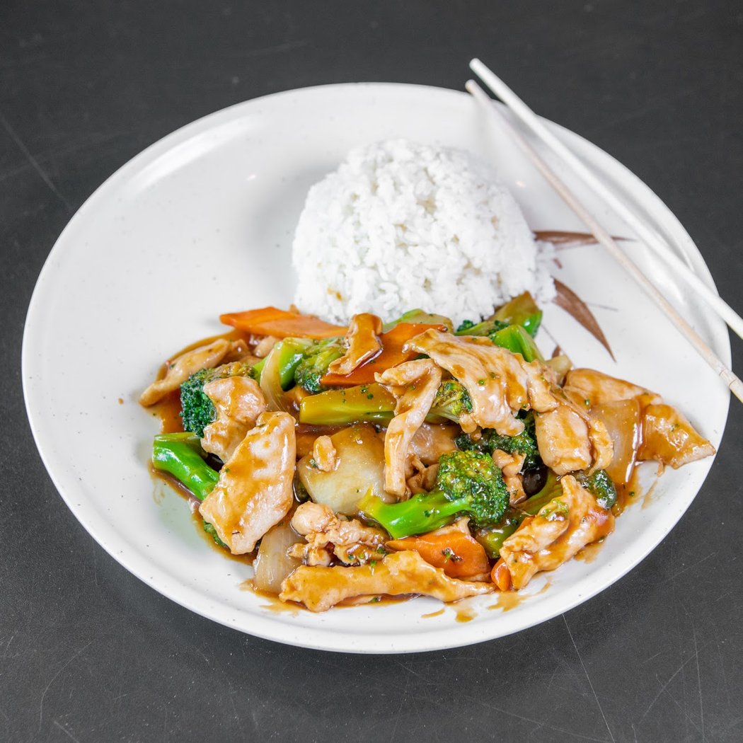 Sizzling Wok 3