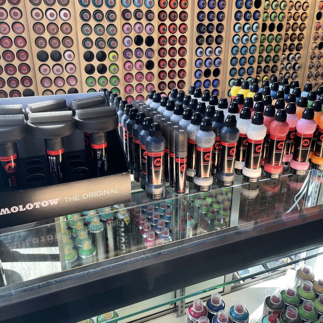 Pigment Art Supply 3