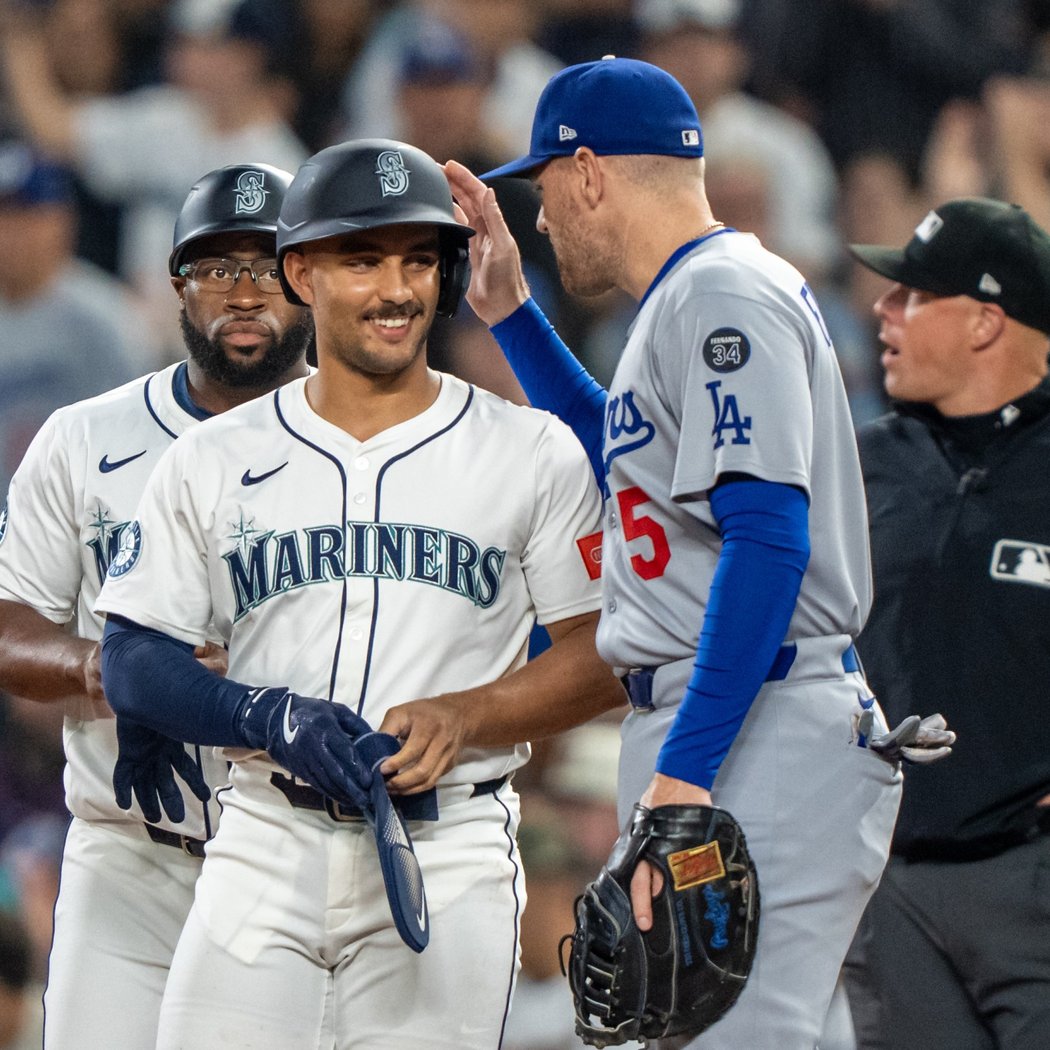 Los Angeles Dodgers vs. Seattle Mariners 1