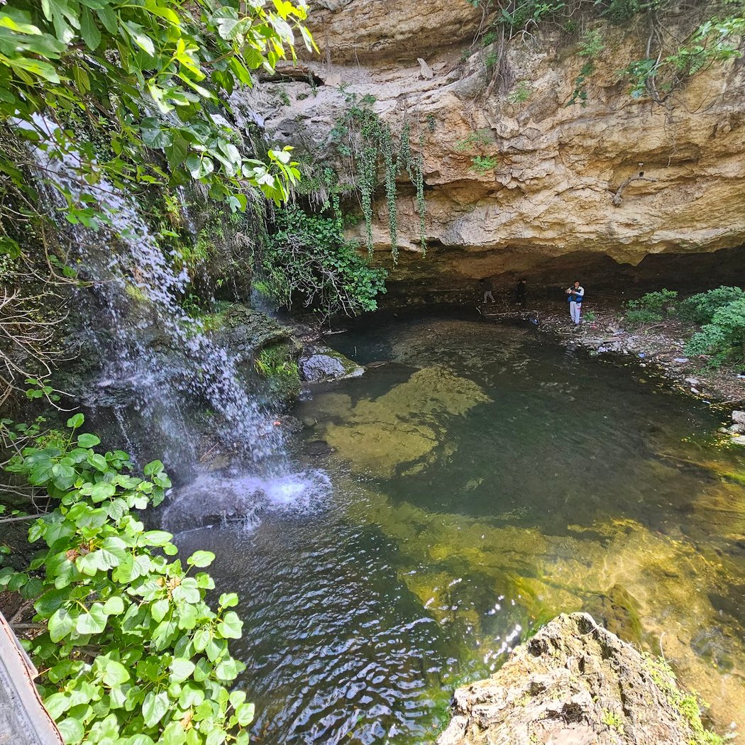Animations et food trucks à la cascade des Aygalades 3