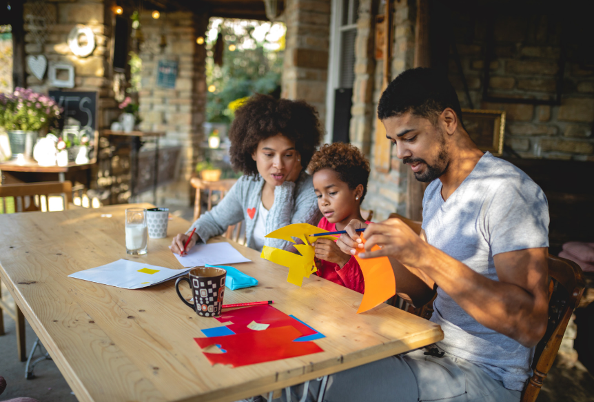 Drop-In Discoveries: Art & Play 3