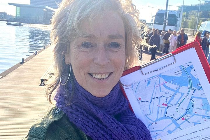Amsterdam Private Walking Tour with Dinner Experience