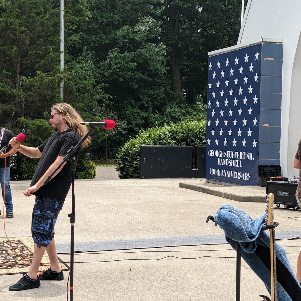 Queens Rockfest 1