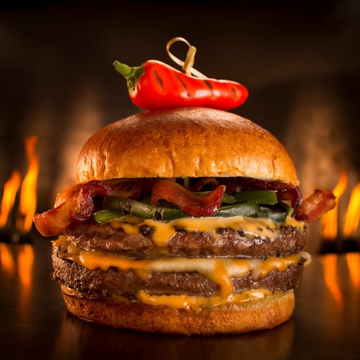 Celebrate NYE at Dave & Buster’s 3