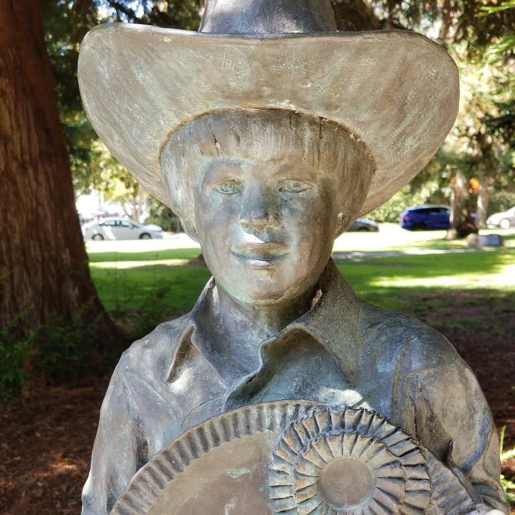 Sculpture Garden 2
